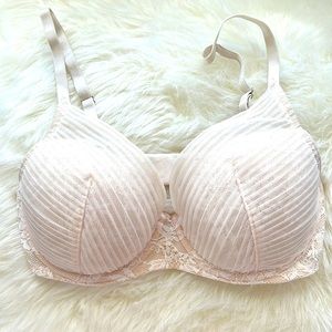 🦋 5/$25 Victoria’s Secret Dream Angels, lined Demi bra